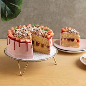 2 Layer Strawberry & Cream Shortcake - Plain Desserts